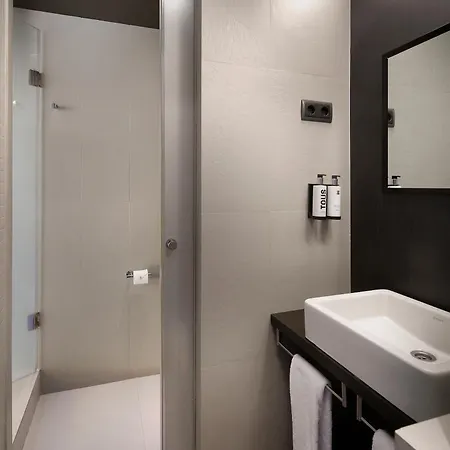 Wilson Boutique Hotel 4*